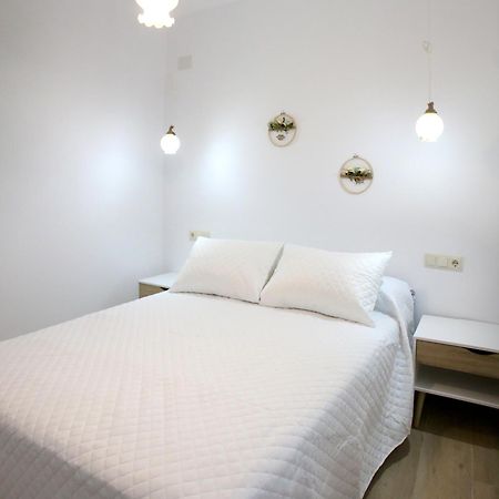 Apartamentos Turisticos La Estacion Ubeda  Bagian luar foto
