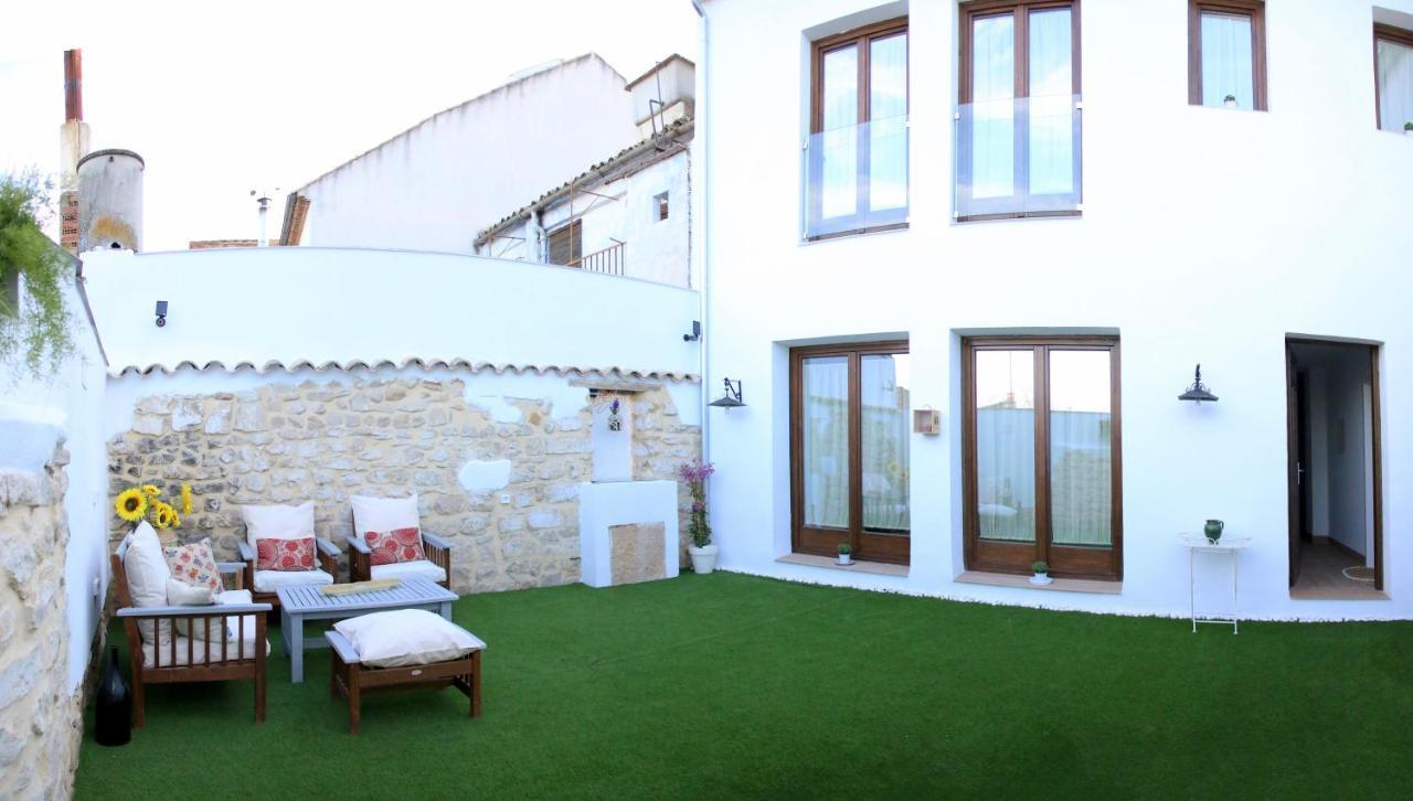 Apartamentos Turisticos La Estacion Ubeda  Bagian luar foto