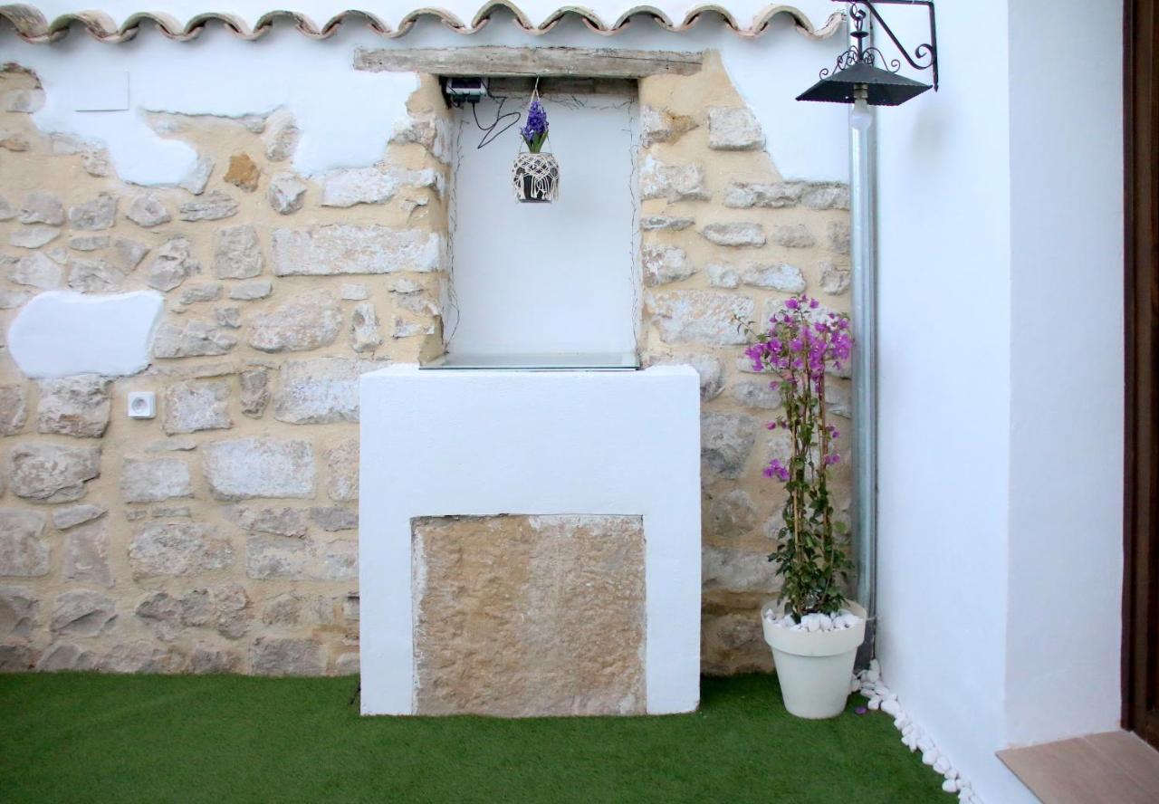 Apartamentos Turisticos La Estacion Ubeda  Bagian luar foto