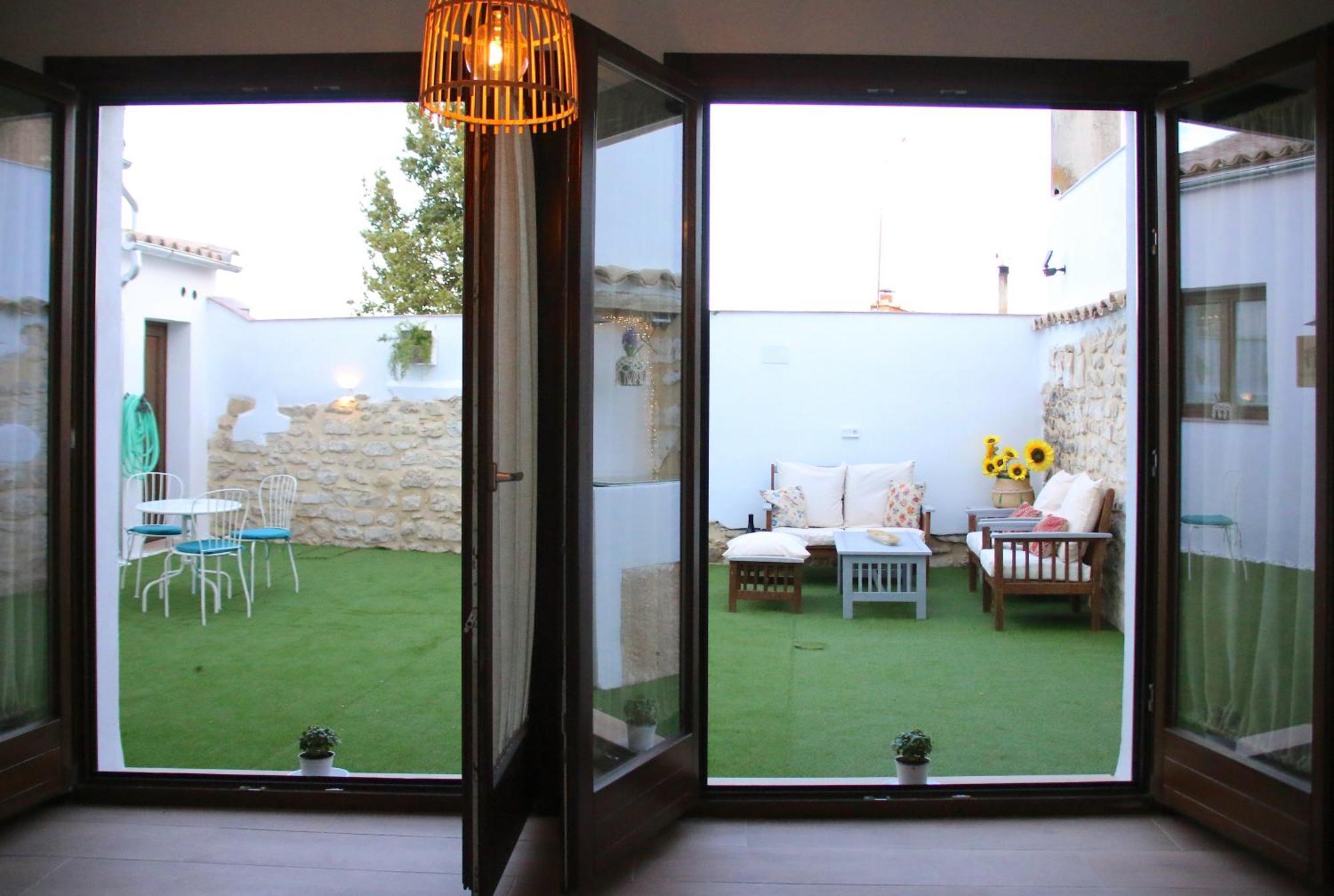 Apartamentos Turisticos La Estacion Ubeda  Bagian luar foto